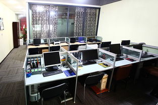 八卦岭办公空间新选择 标准卡位月租500元起，独立办公室1600元